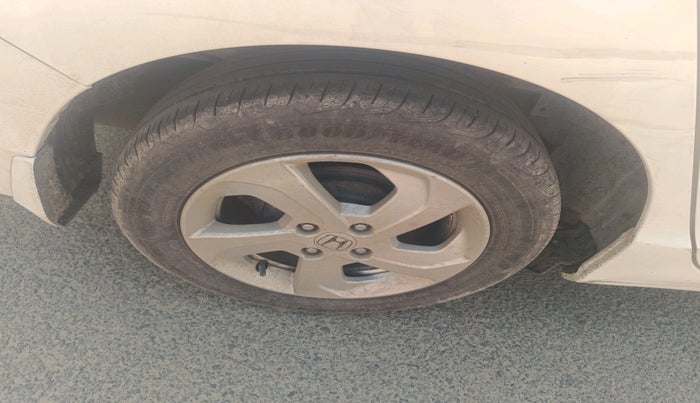 2015 Honda City 1.5L I-VTEC VX, Petrol, Manual, 55,721 km, tyre