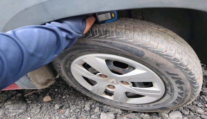 2018 Renault Kwid RXT 1.0, Petrol, Manual, 53,240 km, tyre