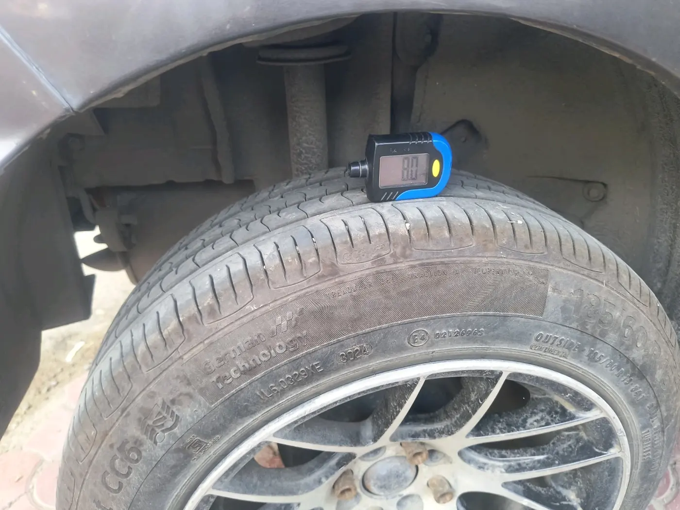 2019 Tata Tiago XZ PLUS DIESEL, Diesel, Manual, 1,19,723 km, tyre