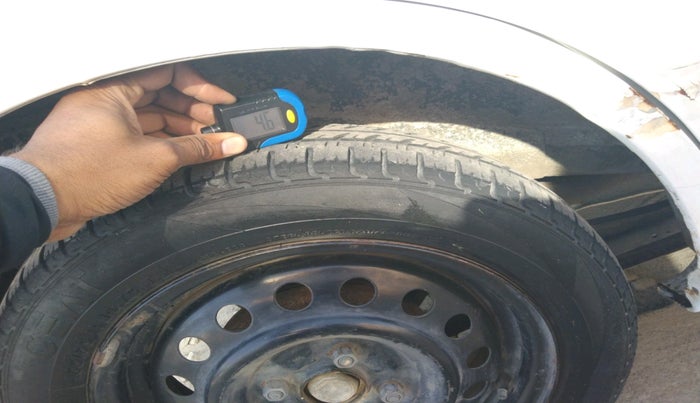 2017 Maruti Wagon R 1.0 VXI AMT, CNG, Automatic, 83,729 km, tyre