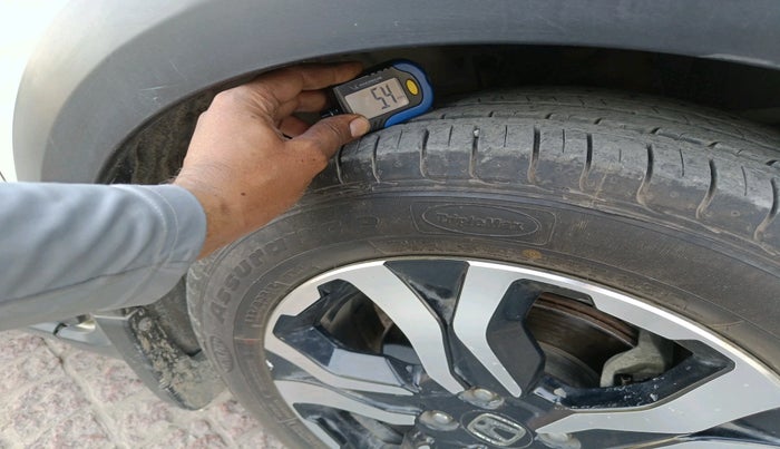 2021 Honda WR-V 1.2L I-VTEC VX MT, Petrol, Manual, 34,971 km, tyre