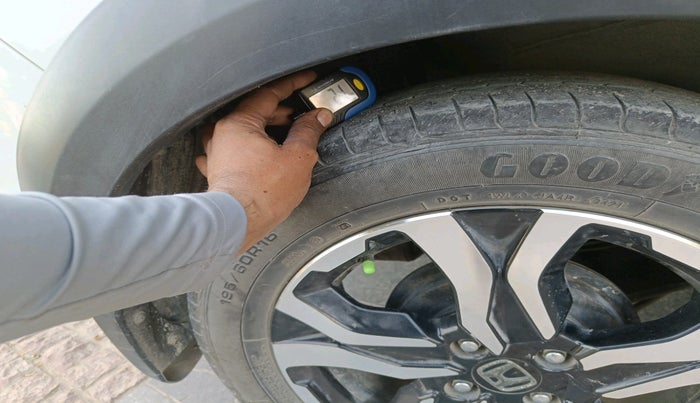 2021 Honda WR-V 1.2L I-VTEC VX MT, Petrol, Manual, 34,971 km, tyre