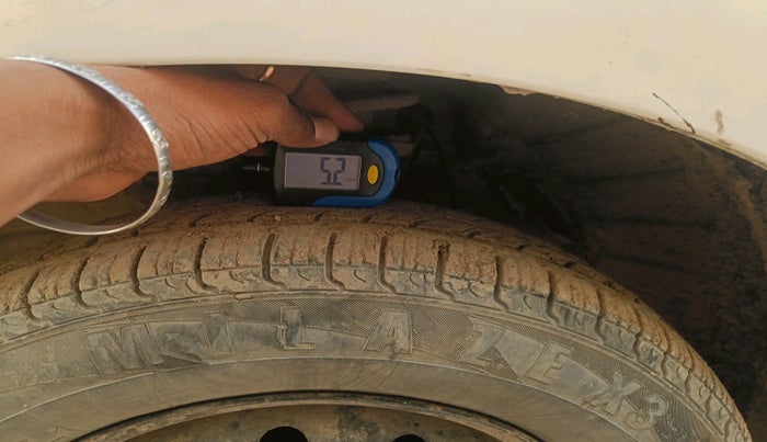 2014 Maruti Wagon R 1.0 LXI CNG, CNG, Manual, 89,724 km, tyre