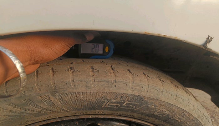 2014 Maruti Wagon R 1.0 LXI CNG, CNG, Manual, 89,724 km, tyre