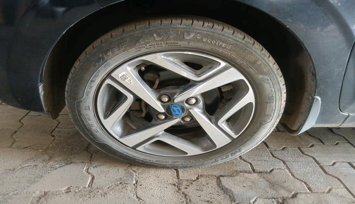 2023 Hyundai AURA SX 1.2 CNG, CNG, Manual, 39,105 km, tyre