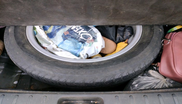 2018 Hyundai Tucson 2WD AT GL DIESEL
, Diesel, Automatic, 1,53,094 km, tyre