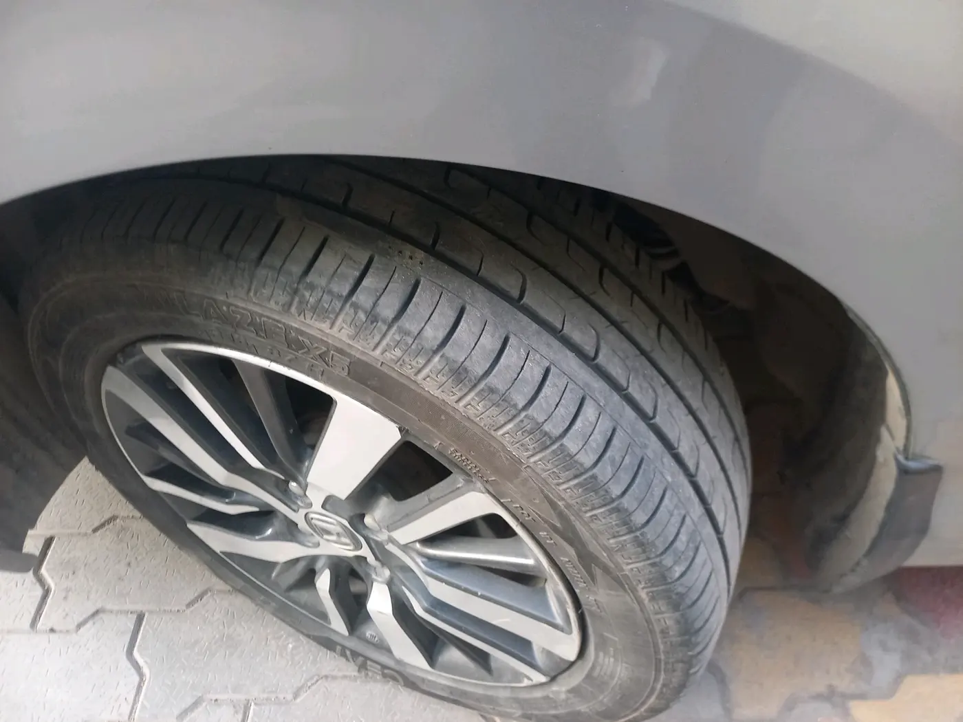 2022 Honda City 1.5L I-DTEC VX, Diesel, Manual, 1,66,687 km, tyre
