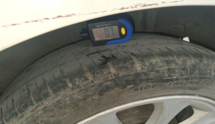 2015 Hyundai Grand i10 ASTA AT 1.2 KAPPA VTVT, Petrol, Automatic, 60,302 km, tyre