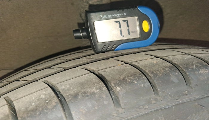 2015 Hyundai Grand i10 ASTA AT 1.2 KAPPA VTVT, Petrol, Automatic, 60,302 km, tyre