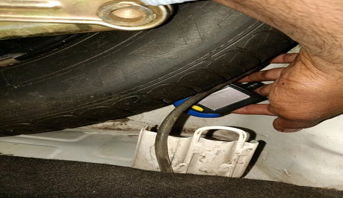 2015 Tata Bolt XT REVOTRON, Petrol, Manual, 41,777 km, tyre