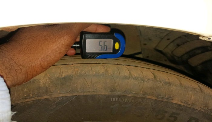 2015 Tata Bolt XT REVOTRON, Petrol, Manual, 41,777 km, tyre