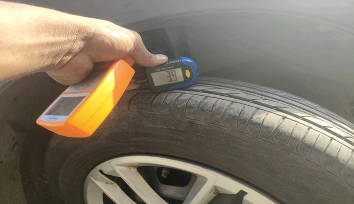 2020 Renault TRIBER RXT, Petrol, Manual, 96,861 km, tyre