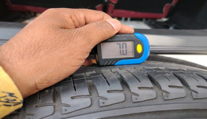 2012 Honda Jazz 1.2 L I-VTEC SELECT, Petrol, Manual, 91,805 km, tyre