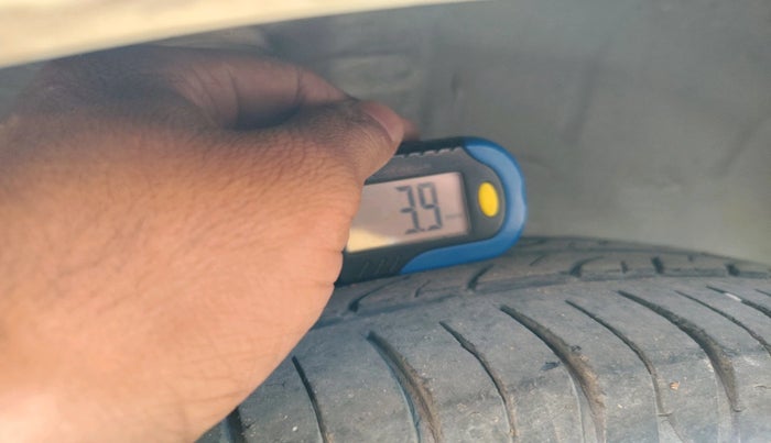 2012 Honda Jazz 1.2 L I-VTEC SELECT, Petrol, Manual, 91,805 km, tyre