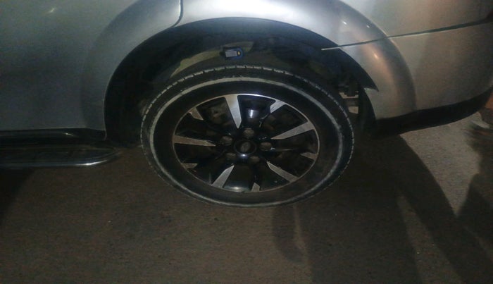 2019 Mahindra XUV500 W11, Diesel, Manual, 45,966 km, tyre