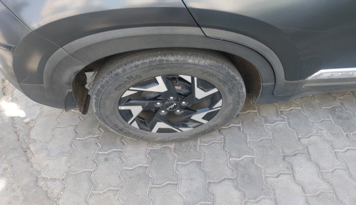 2022 KIA SONET X LINE 1.0 DCT, Petrol, Automatic, 57,345 km, tyre