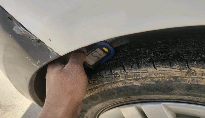 2013 Hyundai Eon D-LITE, Petrol, Manual, 72,864 km, tyre