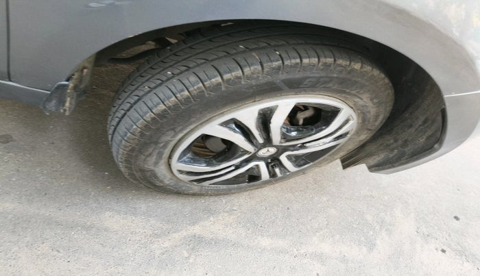 2019 Tata Tiago XZ PETROL, Petrol, Manual, 86,604 km, tyre