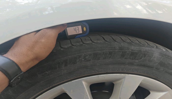 2013 Audi A6 2.0 TDI PREMIUM, Diesel, Automatic, 70,421 km, tyre