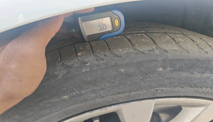 2013 Audi A6 2.0 TDI PREMIUM, Diesel, Automatic, 70,421 km, tyre