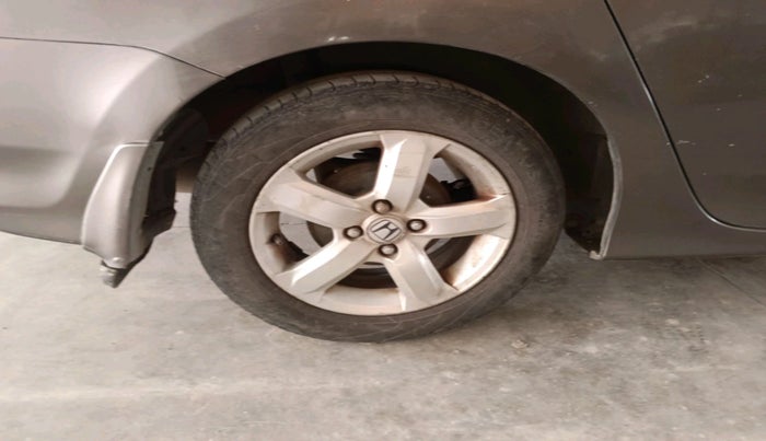 2011 Honda City 1.5L I-VTEC V MT, Petrol, Manual, 1,76,656 km, tyre