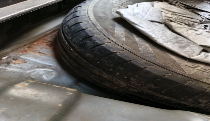 2012 Hyundai i20 MAGNA 1.4 CRDI, Diesel, Manual, 1,79,168 km, tyre