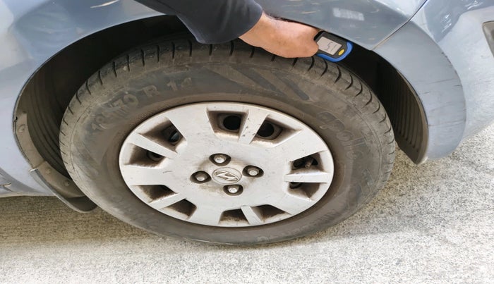 2012 Hyundai i20 MAGNA 1.4 CRDI, Diesel, Manual, 1,79,168 km, tyre