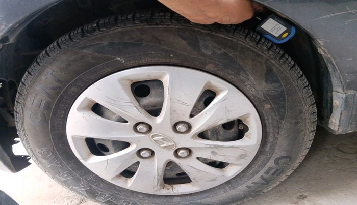 2012 Hyundai i10 MAGNA 1.2, Petrol, Manual, 71,987 km, tyre