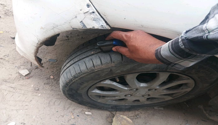 2015 Honda Amaze 1.2L I-VTEC VX, Petrol, Manual, 82,049 km, tyre