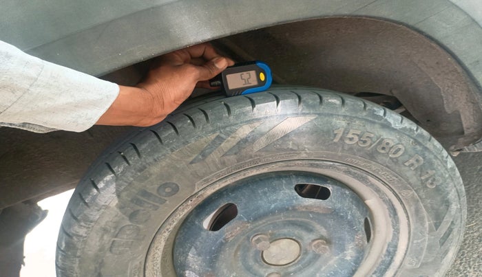 2016 Renault Kwid RXT 0.8, Petrol, Manual, 1,10,569 km, tyre