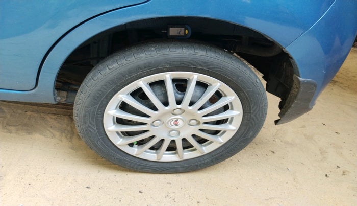 2015 Maruti Alto K10 VXI, Petrol, Manual, 1,14,736 km, tyre