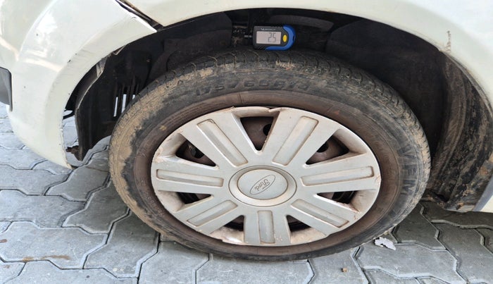 2011 Ford Figo ZXI 1.2 PETROL, Petrol, Manual, 61,649 km, tyre