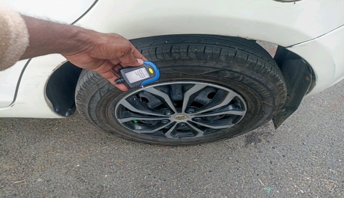 2013 Maruti Swift VDI, Diesel, Manual, 1,60,204 km, tyre