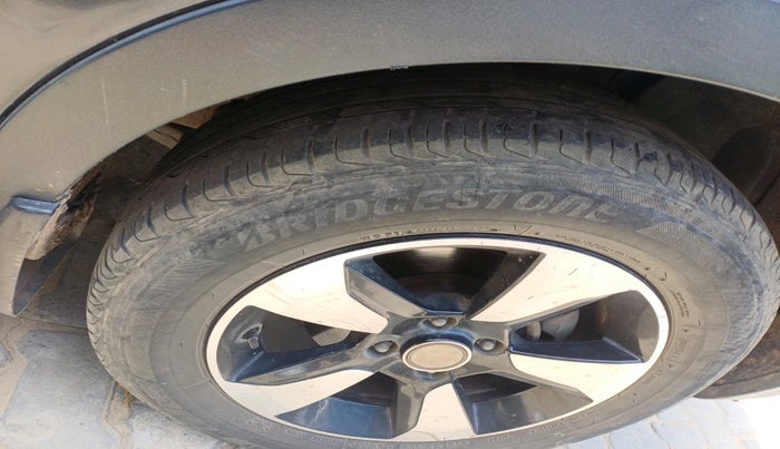 2019 Tata NEXON XZ PLUS DIESEL, Diesel, Manual, 1,13,895 km, tyre