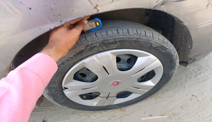 2015 Maruti Wagon R 1.0 VXI, Petrol, Manual, 89,367 km, tyre