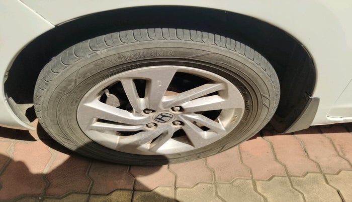 2015 Honda Jazz 1.5L I-DTEC V, Diesel, Manual, 88,433 km, tyre