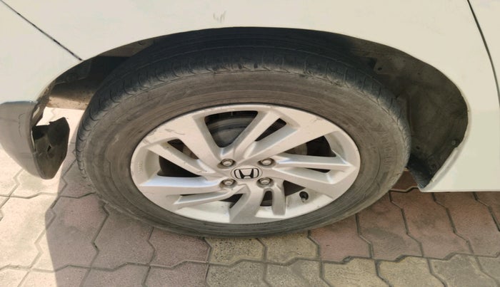 2015 Honda Jazz 1.5L I-DTEC V, Diesel, Manual, 88,433 km, tyre