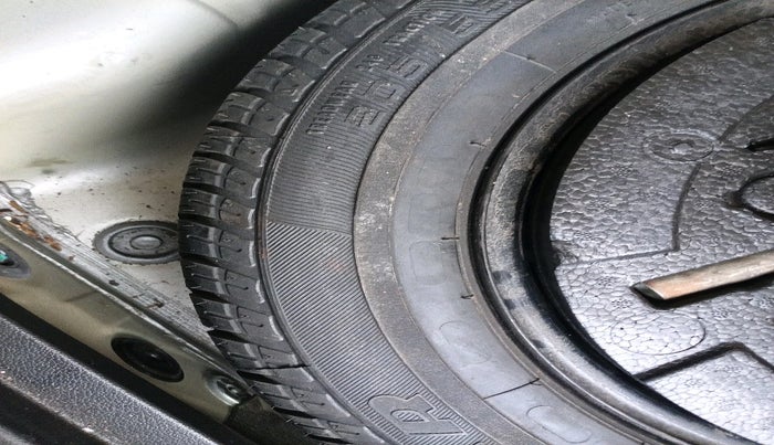 2017 Skoda Octavia L&K 1.8 TSI AT, Petrol, Automatic, 1,22,616 km, tyre