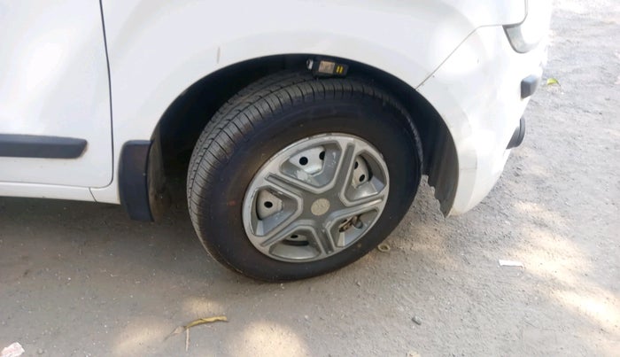 2019 Maruti New Wagon-R LXI CNG 1.0, CNG, Manual, 47,047 km, tyre