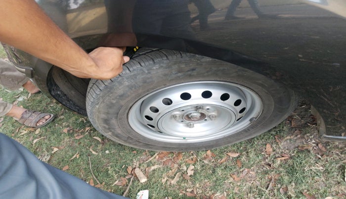 2021 Tata ALTROZ XM PETROL, Petrol, Manual, 20,906 km, tyre