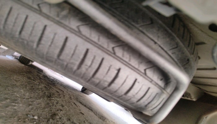 2012 Maruti Ertiga VDI, Diesel, Manual, 1,26,147 km, tyre