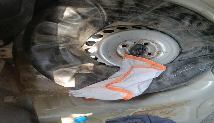 2016 Maruti Baleno SIGMA DIESEL 1.3, Diesel, Manual, 1,57,667 km, tyre