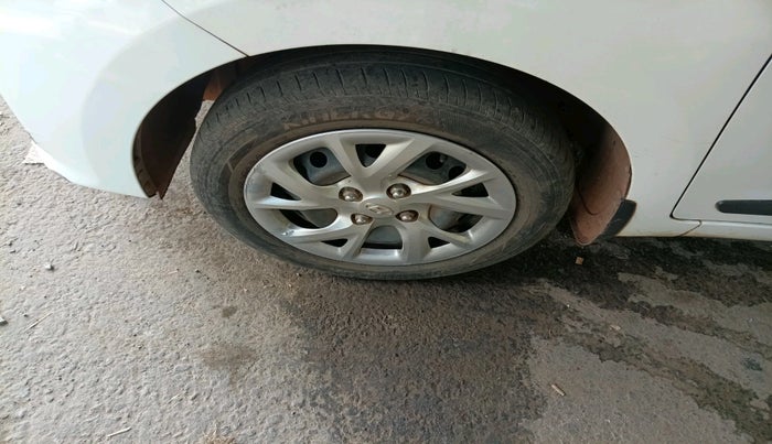 2019 Hyundai Grand i10 SPORTZ 1.2 KAPPA VTVT, Petrol, Manual, 79,049 km, tyre