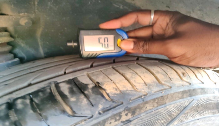 2017 Hyundai Creta SX PLUS 1.6 PETROL, Petrol, Manual, 75,258 km, tyre