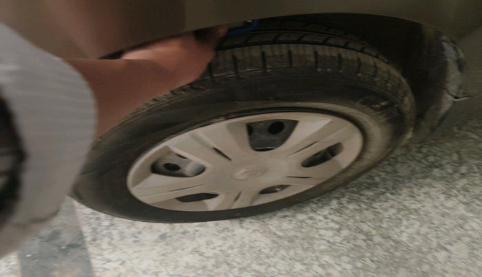 2011 Maruti Wagon R 1.0 VXI, Petrol, Manual, 8,903 km, tyre