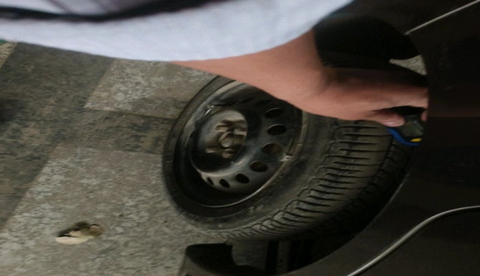 2011 Maruti Wagon R 1.0 VXI, Petrol, Manual, 8,903 km, tyre