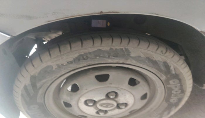 2013 Hyundai Santro Xing GL, Petrol, Manual, 73,216 km, tyre