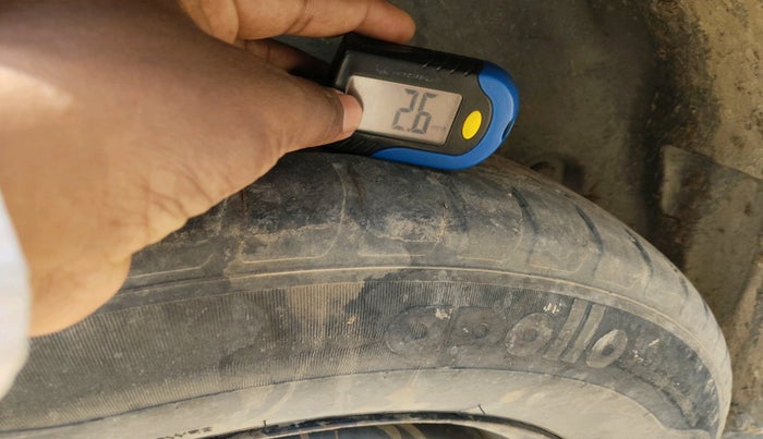 2014 Maruti Swift VDI, Diesel, Manual, 1,57,623 km, tyre