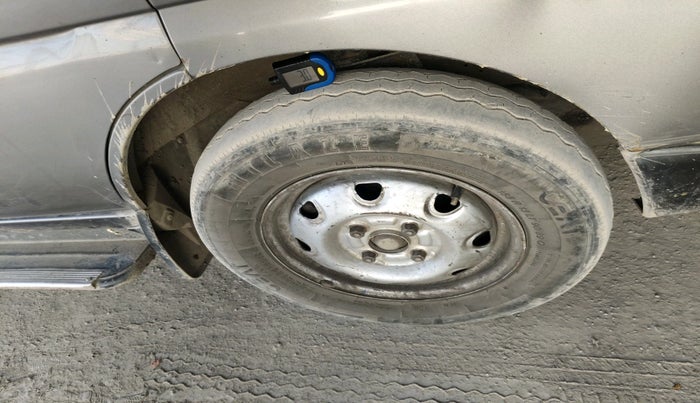 2020 Maruti Eeco 5 STR WITH A/C+HTR, CNG, Manual, 1,22,822 km, tyre