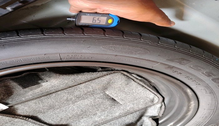 2021 KIA SONET HTX 1.0 IMT, Petrol, Manual, 40,996 km, tyre